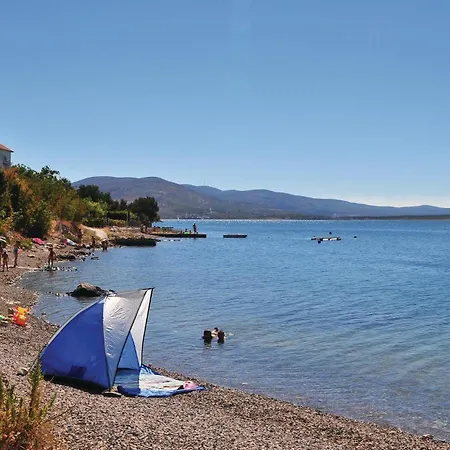 1 Bedroom Awesome In *