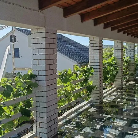 1 Bedroom Awesome In