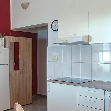 1 Bedroom Awesome In