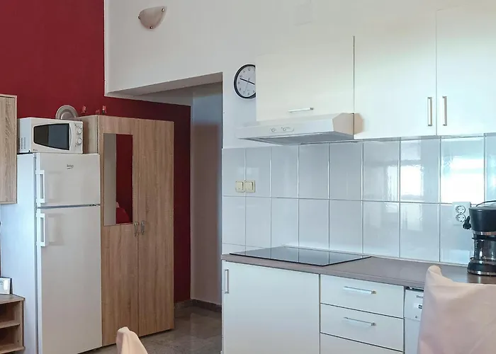 1 Bedroom Awesome In